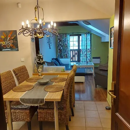 아파트 Hrabovo Barbora 19 루좀베로크