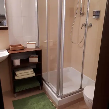 아파트 Hrabovo Barbora 19 루좀베로크