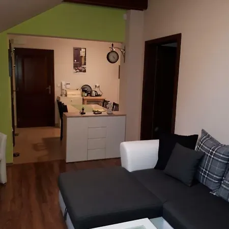 Hrabovo Barbora 19 *