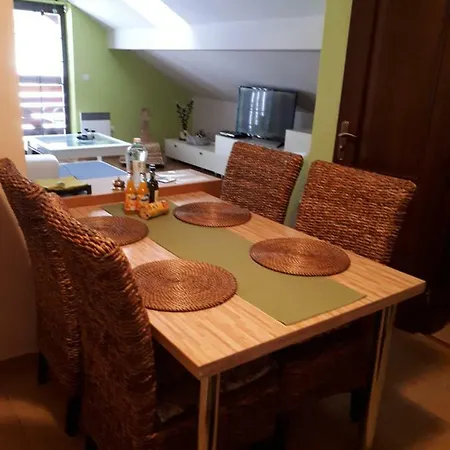 Hrabovo Barbora 19 公寓 鲁容贝罗克